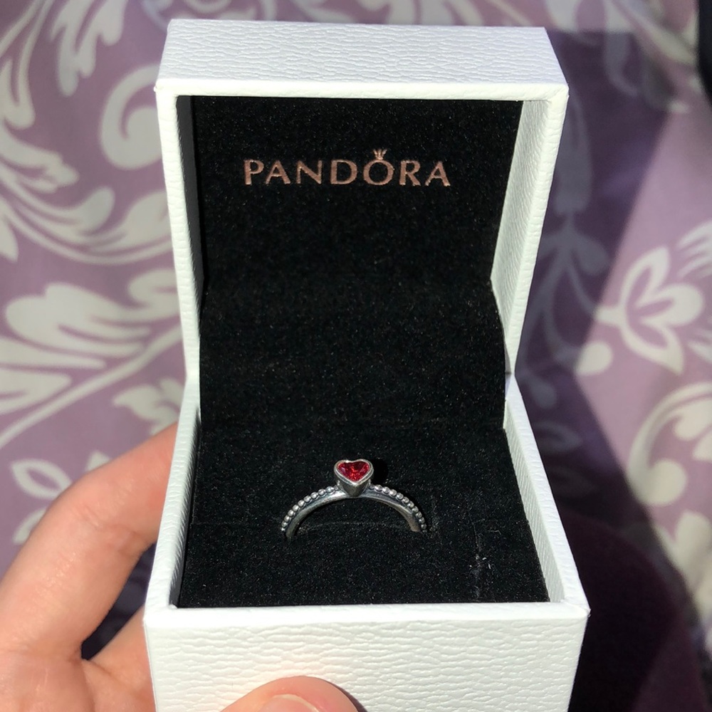 Heart pandora ring